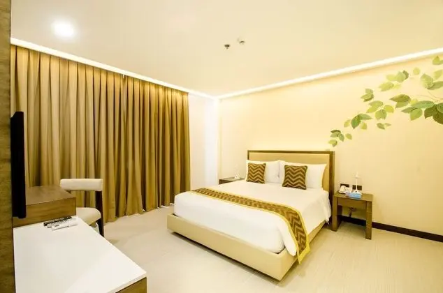 Deluxe Tek Büyük Yataklı Oda, Balkon