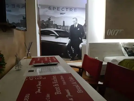 Stüdyo, Teras