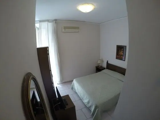 Tek Büyük veya İki Ayrı Yataklı Oda