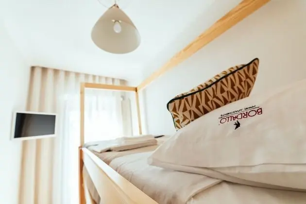Exclusive Apart Daire, 2 Yatak Odası, Mutfak, Park Manzaralı (1)