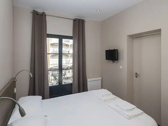 Apart Daire, Banyolu/Duşlu (Hibiscus 1er)