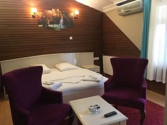 Standard Tek Büyük Yataklı Oda