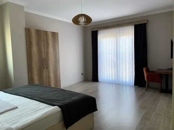 Family Tek Büyük Yataklı Oda, Birden Çok Yatak, Engellilere Uygun, Bahçe Manzaralı