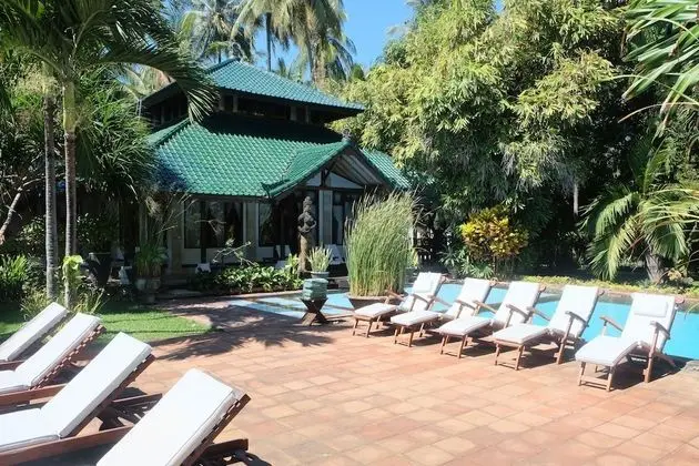 Beach Master House