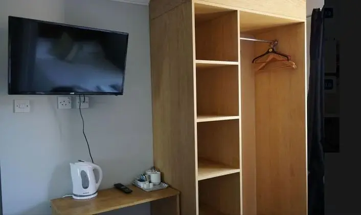 Tek Büyük Yataklı Oda, Banyolu/Duşlu (Small)