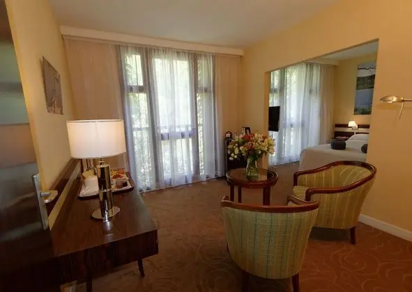 Junior Süit, Balkon, Bahçe Manzaralı