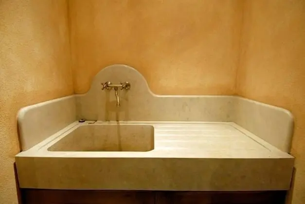 Tek Büyük Yataklı Oda