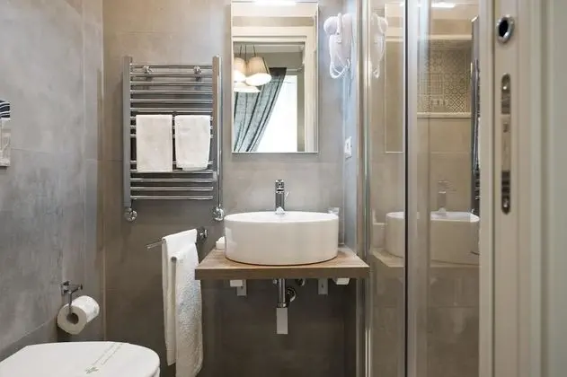 Classic Tek Büyük Yataklı Oda