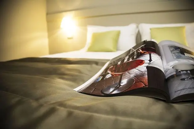 Deluxe Oda, Birden Çok Yatak, Sigara İçilmez