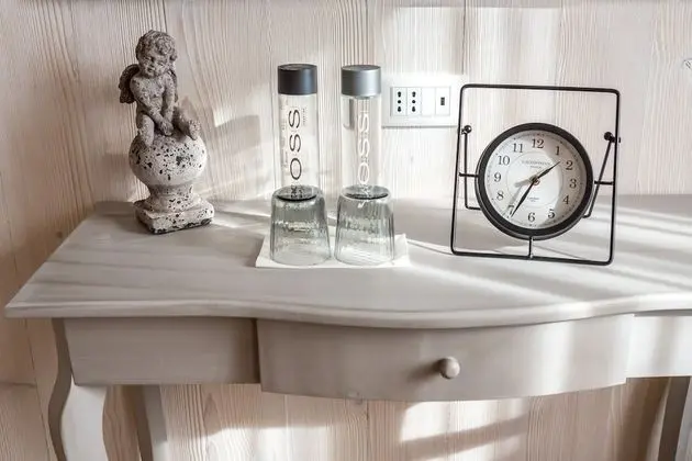 Exclusive Tek Büyük Yataklı Oda