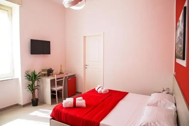 Superior Tek Büyük Yataklı Oda, Banyolu/Duşlu (Margherita di Borgogna	)