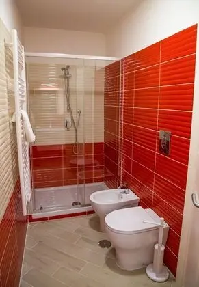 Superior Tek Büyük Yataklı Oda, Banyolu/Duşlu (Margherita di Borgogna	)