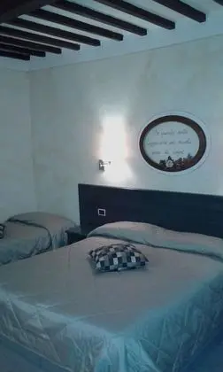 Üç Kişilik Oda