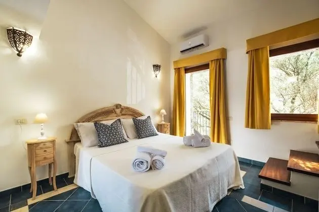 Standard Dört Kişilik Oda