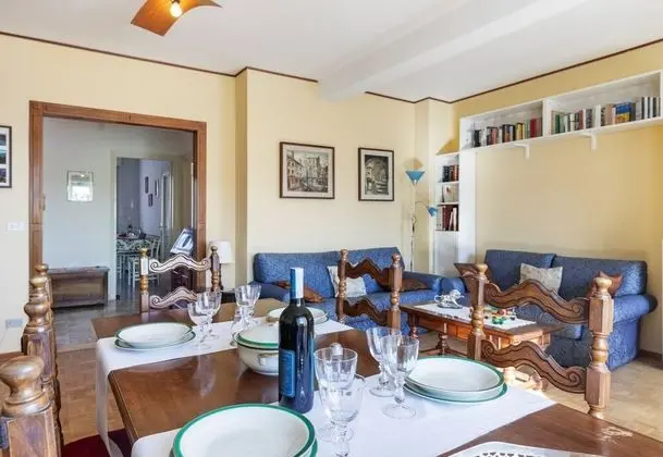 Family Apart Daire, Birden Çok Yatak (Borgo Apartment few min. from sea)