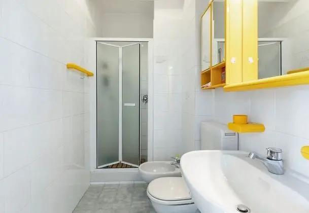 Family Apart Daire, Birden Çok Yatak (Borgo Apartment few min. from sea)