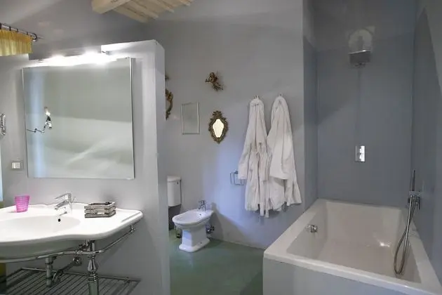 Standard Tek Büyük Yataklı Oda (Borgo)