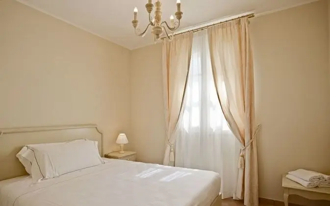Classic Tek Büyük Yataklı Oda, 1 Yatak Odası, Özel Banyo, Dağ Yamacı (Villa Ulivelli)