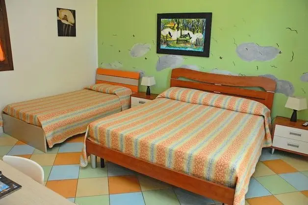 Üç Kişilik Oda, Bahçe Manzaralı
