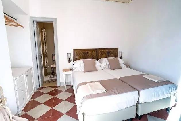 Deluxe Tek Büyük veya İki Ayrı Yataklı Oda