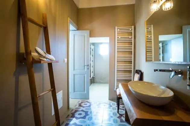 Deluxe Tek Büyük veya İki Ayrı Yataklı Oda