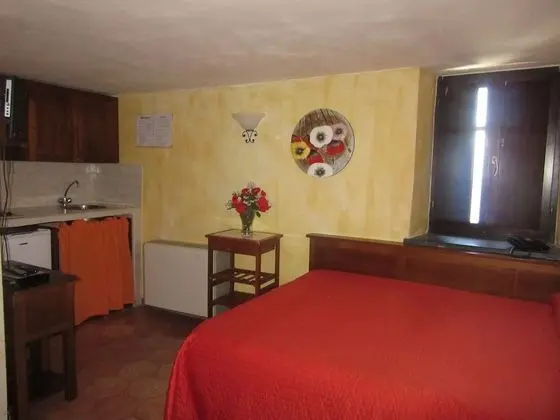 Studio with French Bed A1