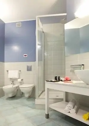 Üç Kişilik Oda, Bahçe Manzaralı