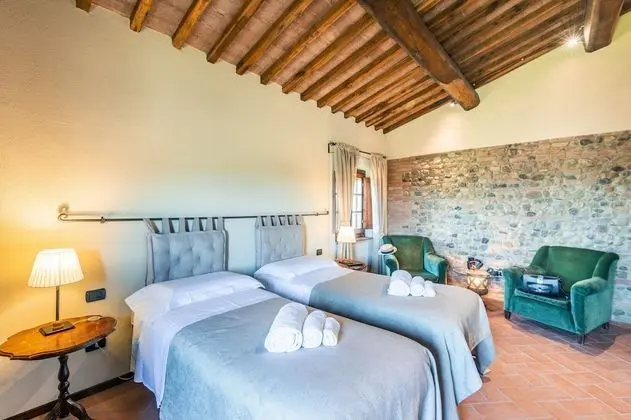 Comfort Tek Büyük Yataklı Oda