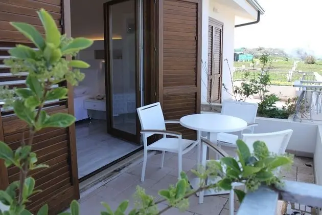 Comfort Üç Kişilik Oda, 1 Yatak Odası, Bahçe Manzaralı