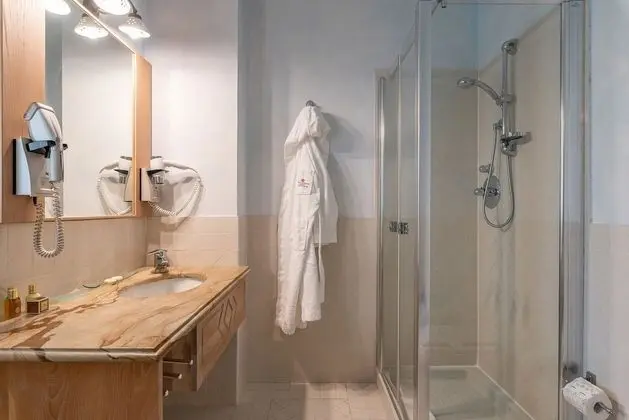 Superior Tek Büyük Yataklı Oda