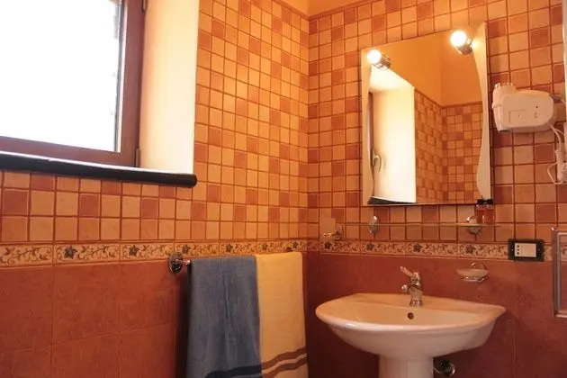 Comfort Üç Kişilik Oda, Bahçeli