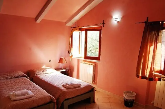 Classic Üç Kişilik Oda, Tepe Manzaralı