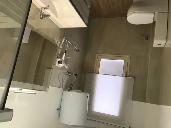 Tek Büyük Yataklı Oda, Balkon