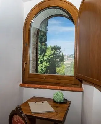 Classic Tek Büyük Yataklı Oda