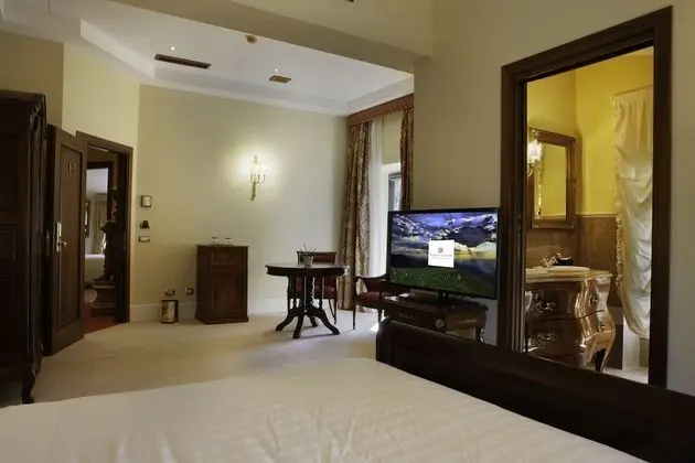 Superior Oda, 1 Büyük (Queen) Boy Yatak