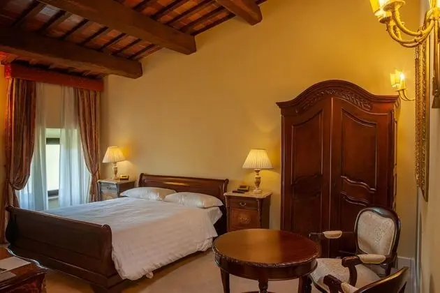 Superior Oda, 1 Büyük (Queen) Boy Yatak