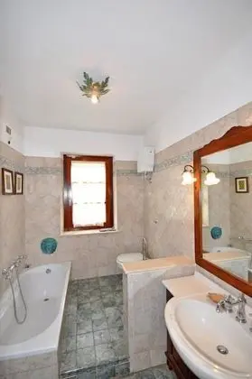 Villa, 3 Yatak Odası (Via Valle Figliola 38A)