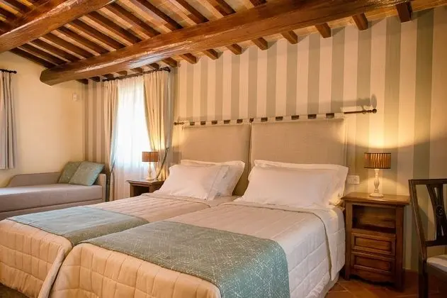 Deluxe Üç Kişilik Oda