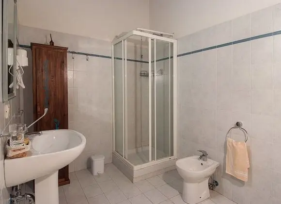 Dört Kişilik Oda (Papavero)