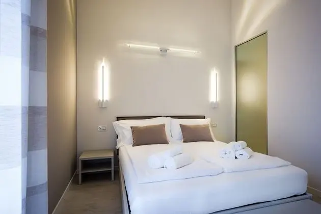 Tek Büyük Yataklı Oda, Balkon (Bastia)