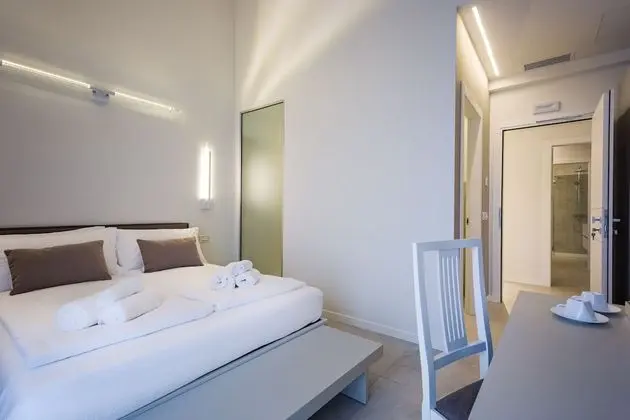 Tek Büyük Yataklı Oda, Balkon (Bastia)