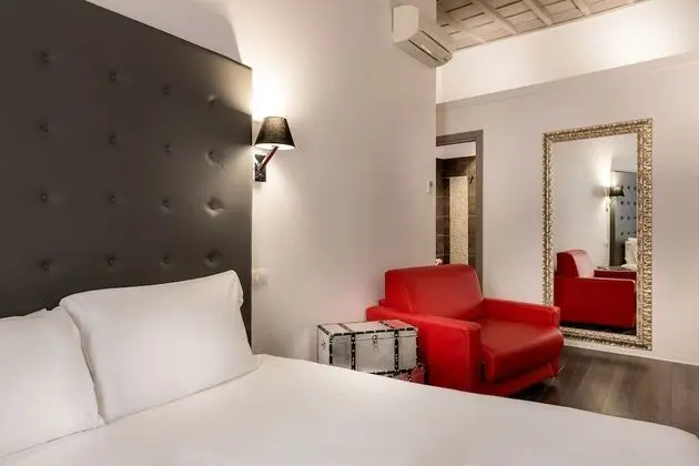 Junior Oda, Sıcak Su Küveti