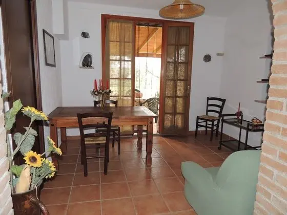 Apart Daire, 1 Yatak Odası, Mutfak, Bahçeli