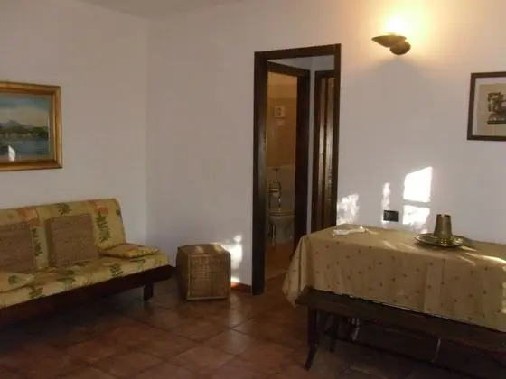 Apart Daire, 1 Yatak Odası, Mutfak, Bahçeli