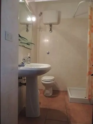 Apart Daire, 1 Yatak Odası, Mutfak, Bahçeli