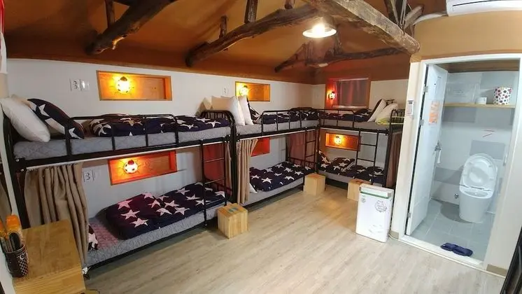 Ortak Ranzalı Oda, Sadece kadınlar için (8 Beds)