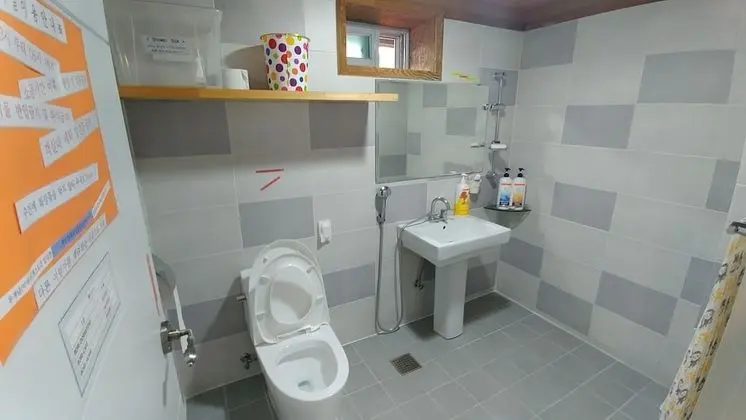 Ortak Ranzalı Oda, Sadece kadınlar için (8 Beds)