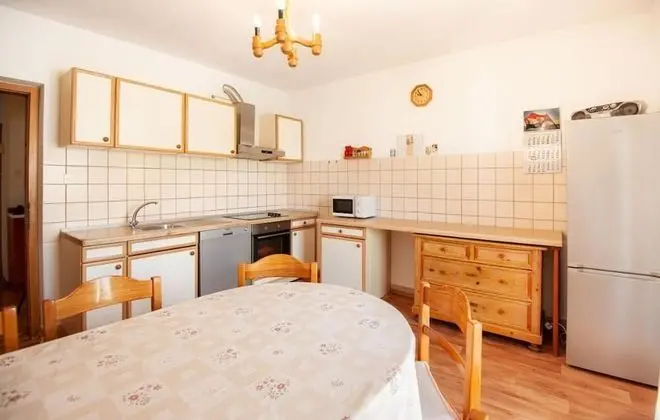 Apart Daire (Boris - 30 m from beach - A1(6+2))