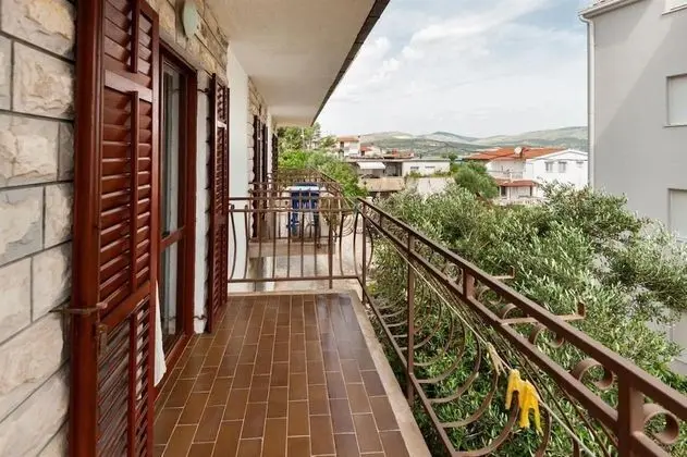 Apart Daire (Boris - 30 m from beach - A1(6+2))