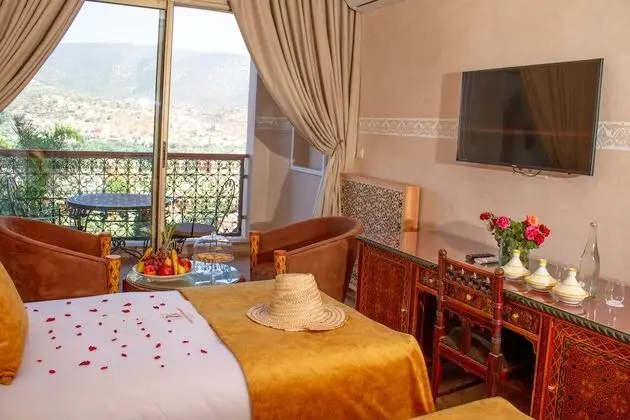 Deluxe Tek Büyük veya İki Ayrı Yataklı Oda